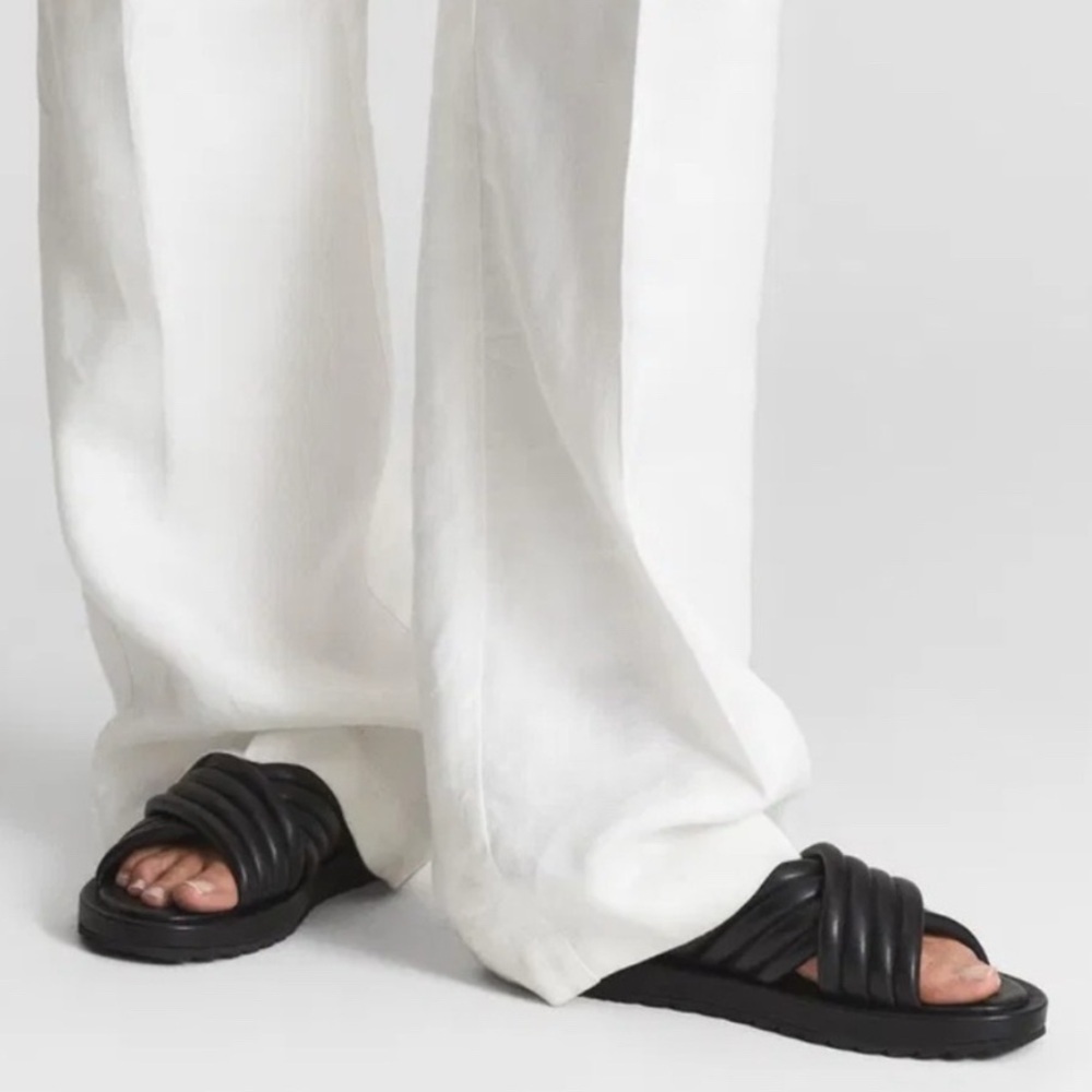 REISS Blair Leather Slide Sandals‎ Sliders in Black